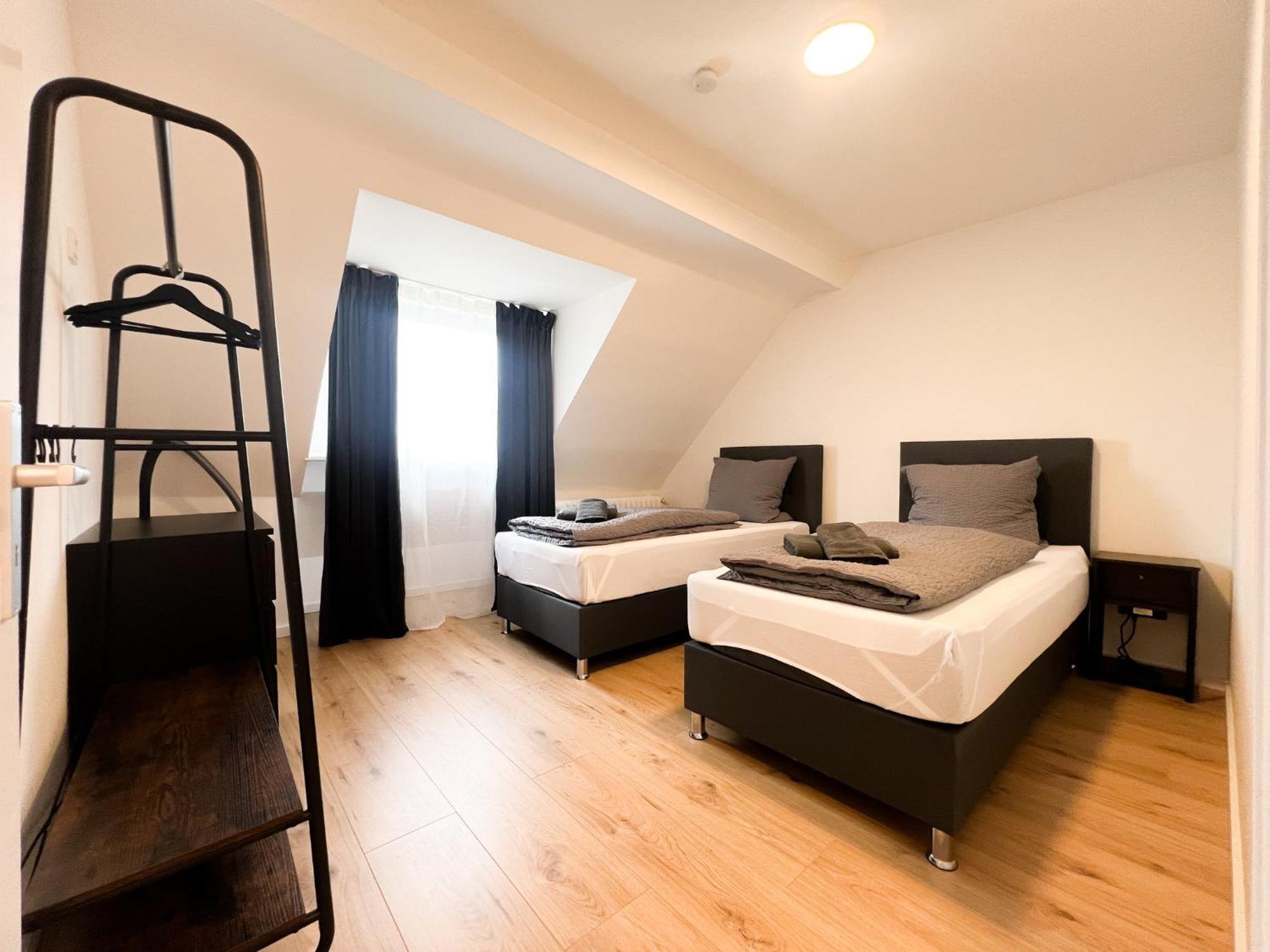 Vibehome Duesseldorf - Stadtmitte Ngoại thất bức ảnh