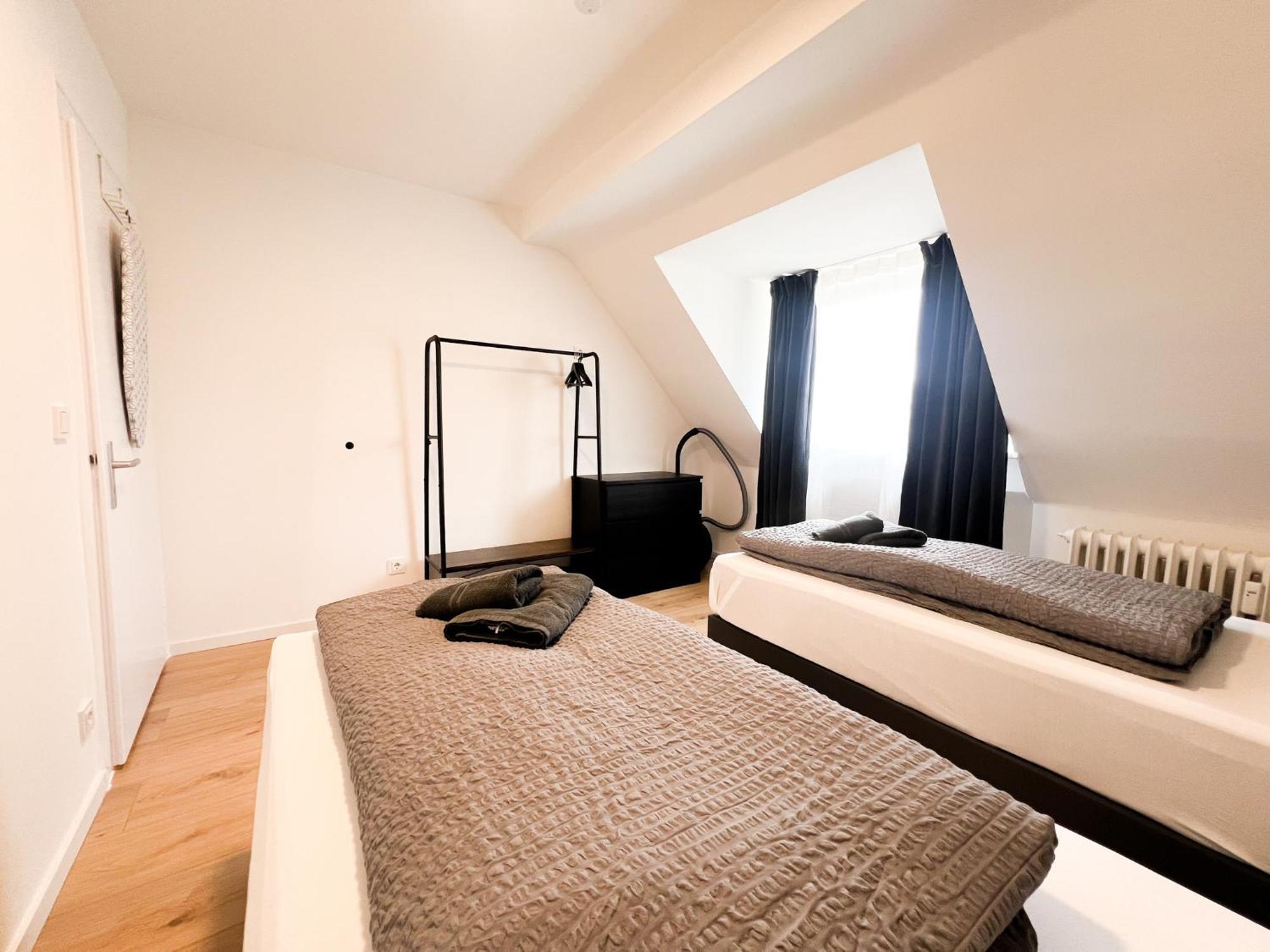 Vibehome Duesseldorf - Stadtmitte Ngoại thất bức ảnh