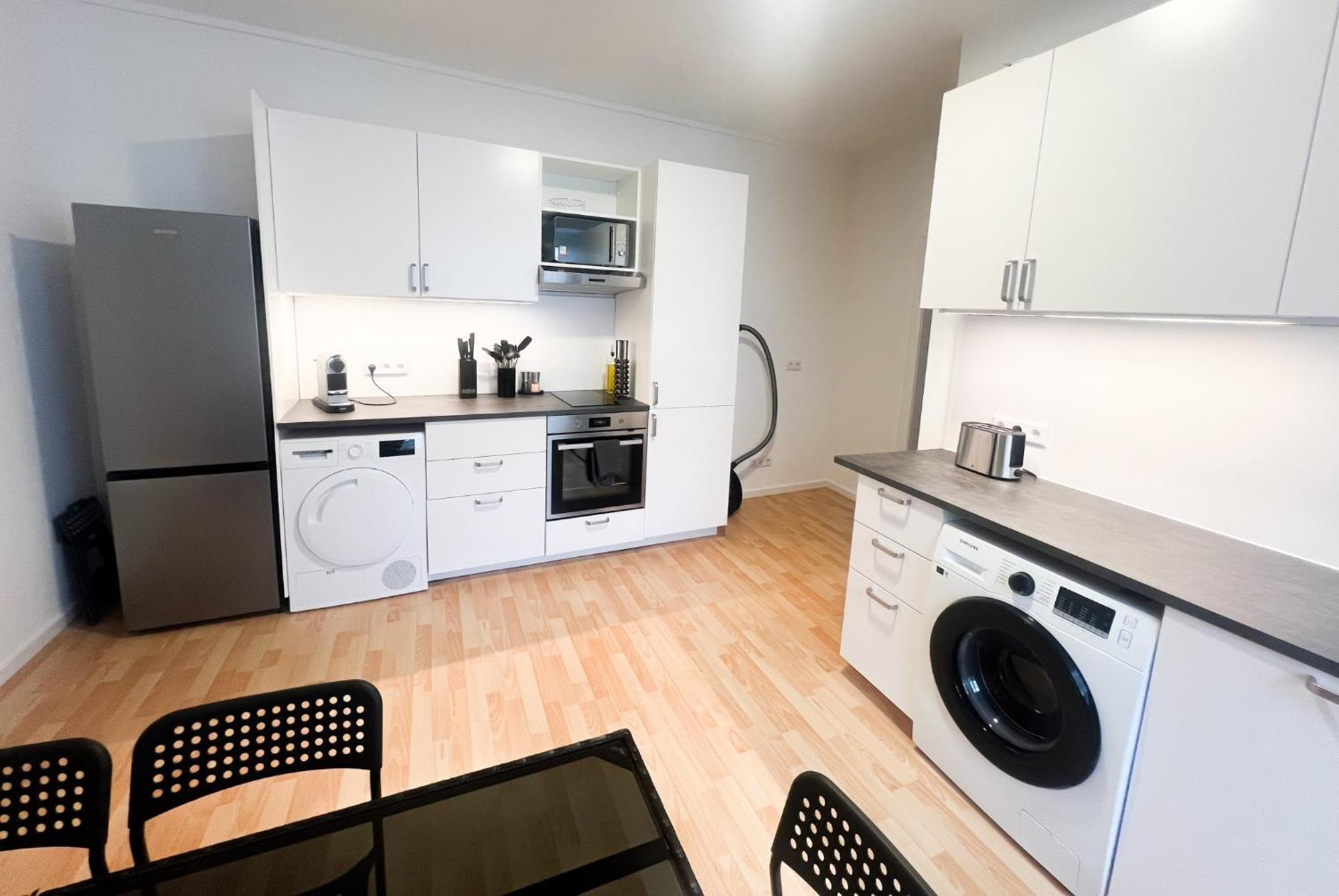 Vibehome Duesseldorf - Stadtmitte Ngoại thất bức ảnh