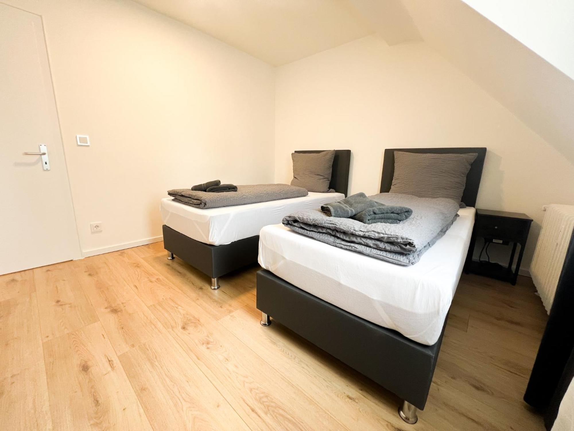 Vibehome Duesseldorf - Stadtmitte Ngoại thất bức ảnh