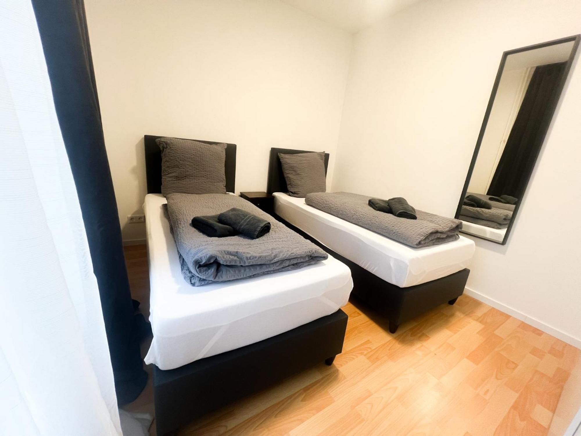 Vibehome Duesseldorf - Stadtmitte Ngoại thất bức ảnh